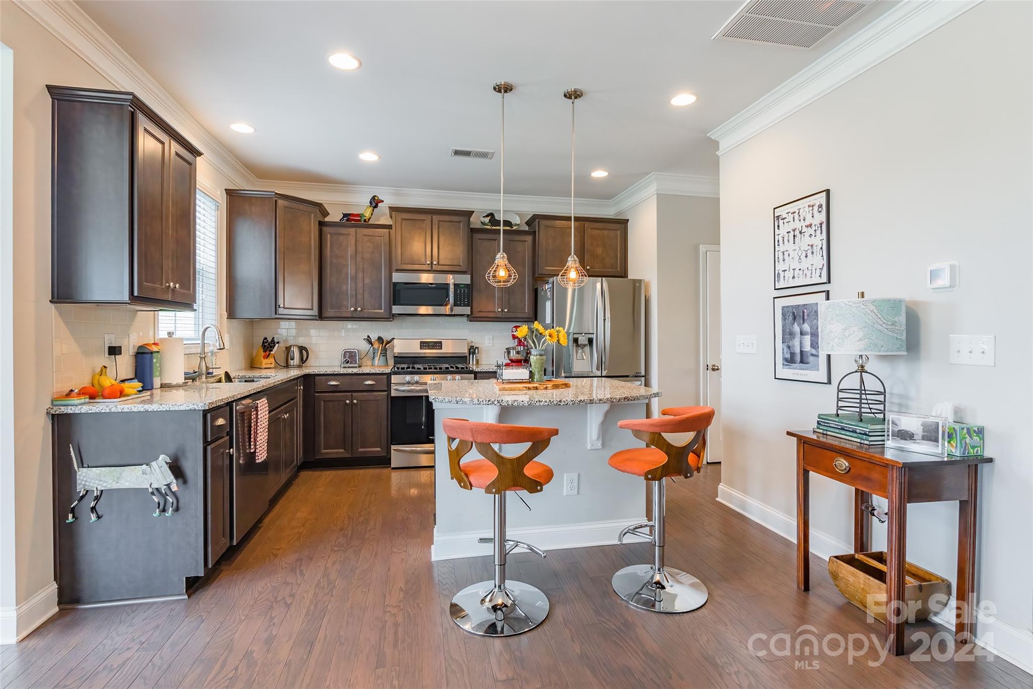 7701 Hamilton Bridge Road Charlotte, NC 28278 - Photo 10 of 32 Gallery Image 10