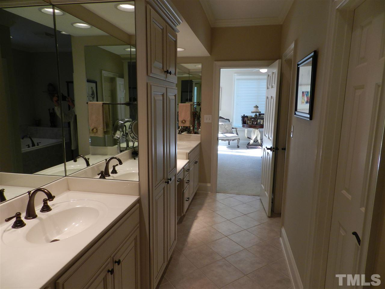 406 Cedar Ridge Way Durham, NC 27705 - Photo 21 of 25 Gallery Image 21