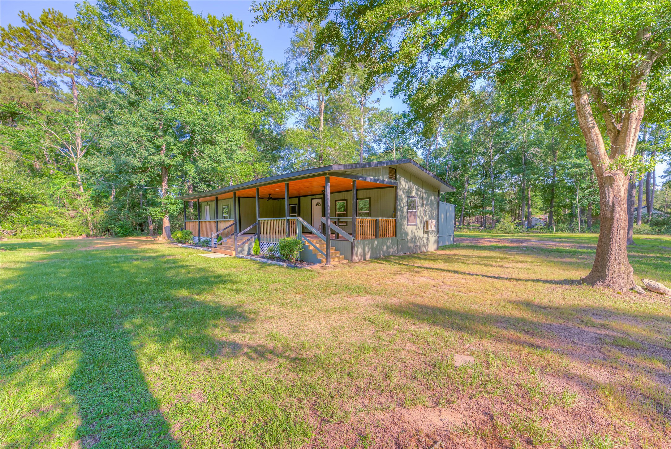 229 1 Such Road Livingston, TX 77351 - Photo 5 of 33