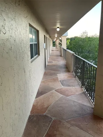 a view of an entryway with seating space