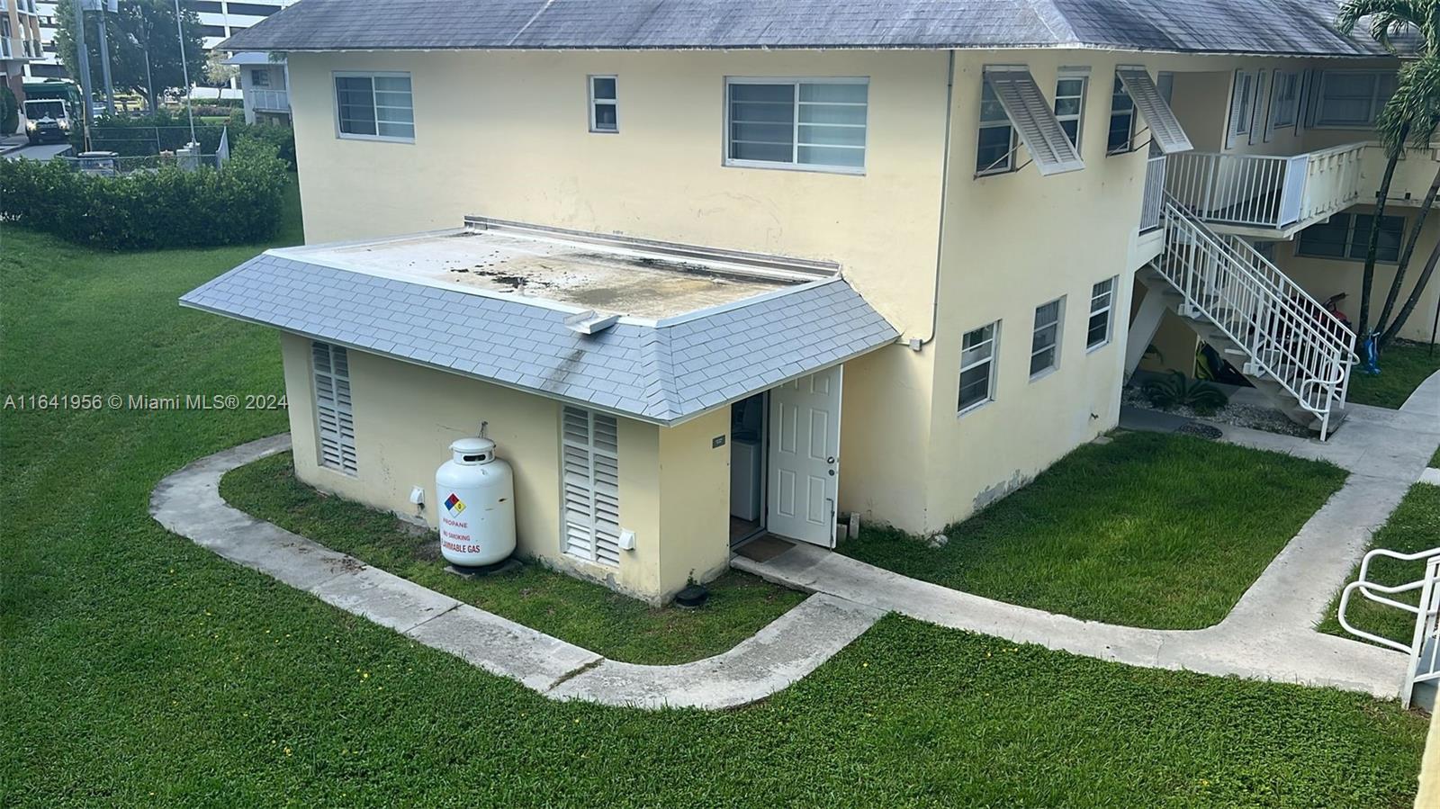 7304 Southwest 82nd Street, Unit A210 Miami, FL 33143 - Photo 16 of 17