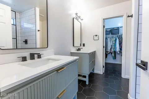 $425,000 | 6736 North 76th Drive, Glendale, AZ 85303