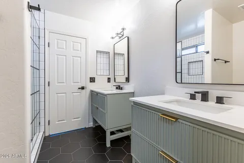 $425,000 | 6736 North 76th Drive, Glendale, AZ 85303