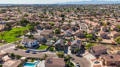 $425,000 | 6736 North 76th Drive, Glendale, AZ 85303