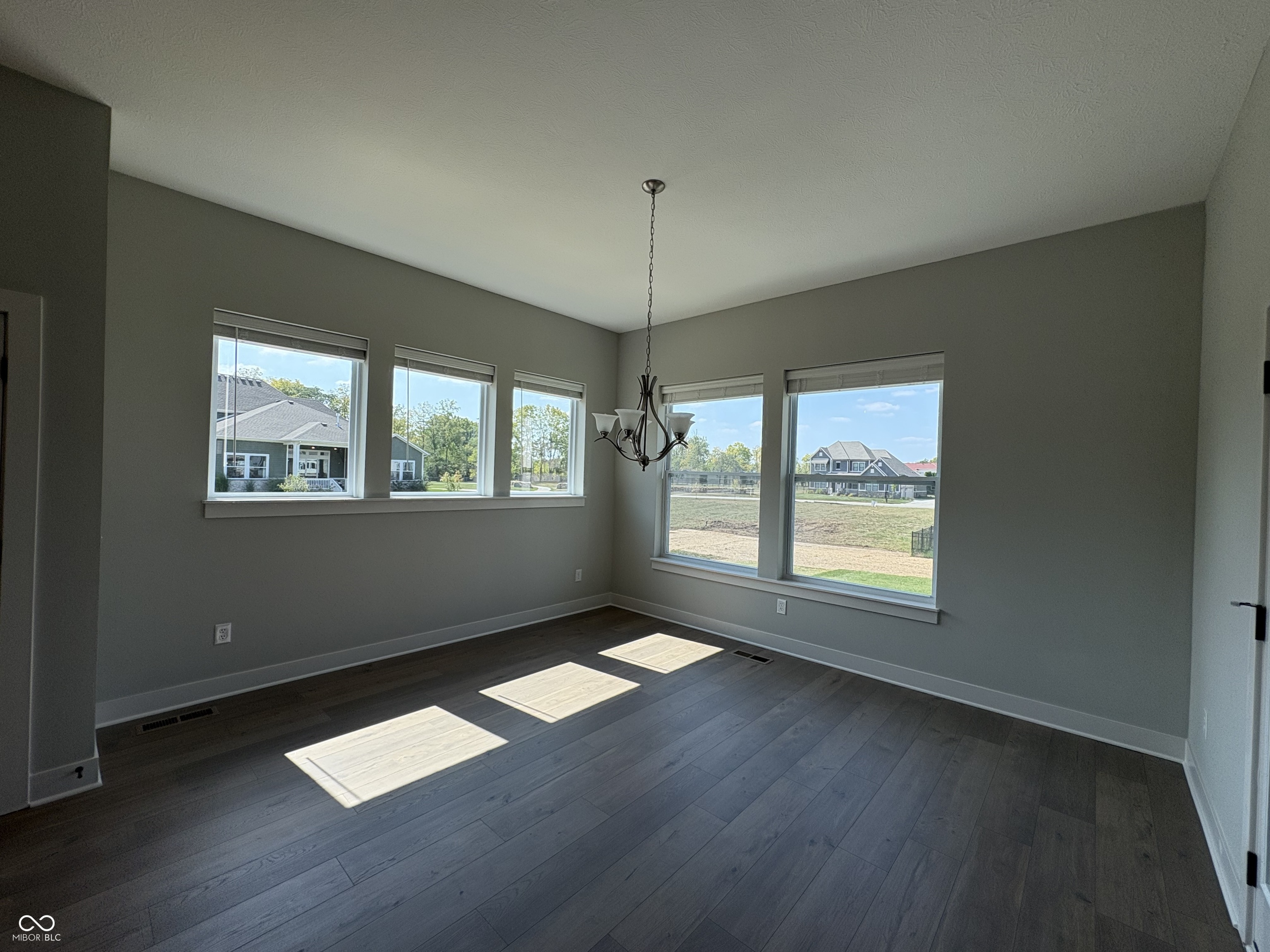 11336 Selsey Road Fishers, IN 46040 - Photo 4 of 30 Gallery Image 4