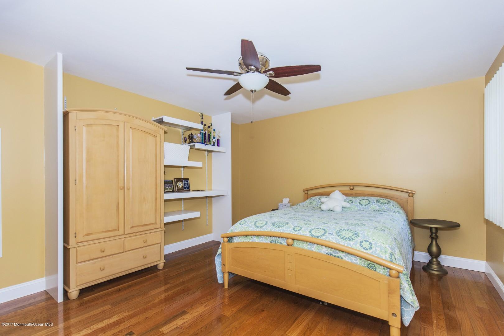 82 Cypress Neck Road Lincroft, NJ 07738 - Photo 20 of 25 Becker_6668_P20_44127