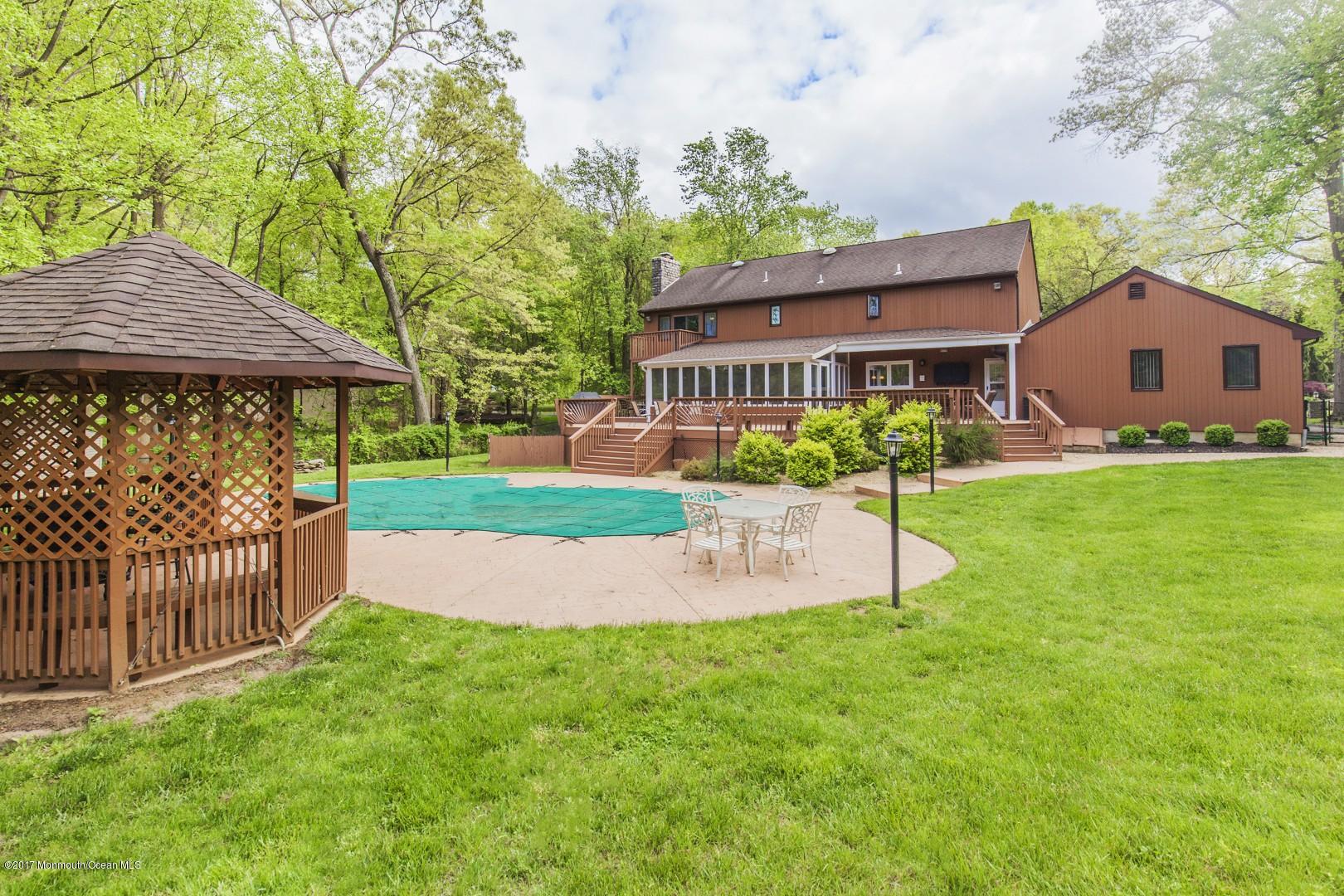 82 Cypress Neck Road Lincroft, NJ 07738 - Photo 2 of 25 Becker_6668_P02_44133
