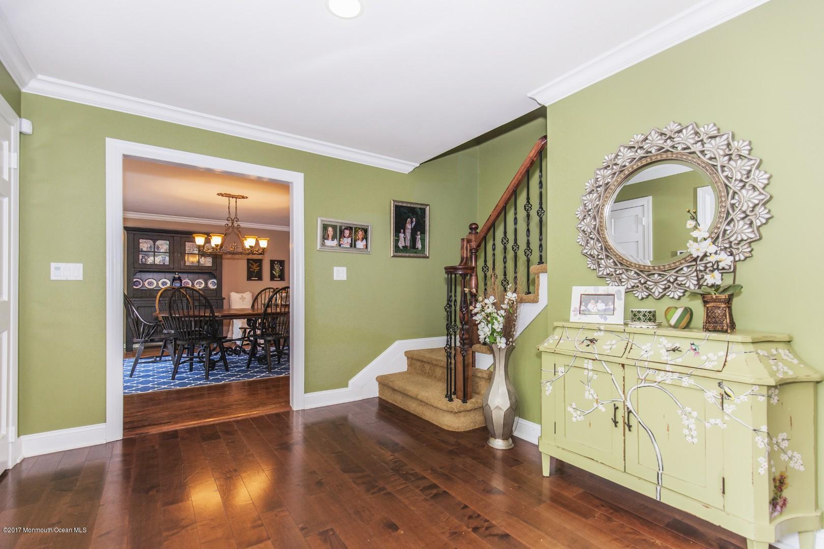 82 Cypress Neck Road Lincroft, NJ 07738 - Photo 3 of 25 Becker_6668_P03_44109