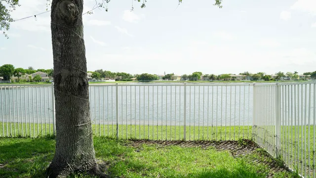 $3,200 | 3290 Turtle Cove, West Palm Beach, FL 33411