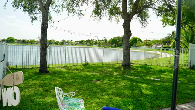 $3,200 | 3290 Turtle Cove, West Palm Beach, FL 33411