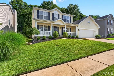 $450,000 | 1211 Lake Canyon View, Fenton, MO 63026