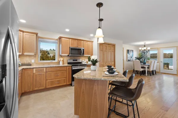 $499,000 | 77 Buttonwood Drive, Brattleboro, VT 05301