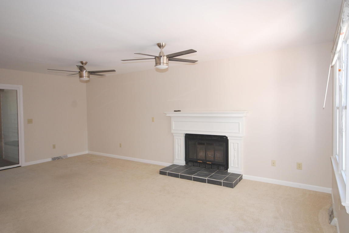 946 Orange Grove Road Charleston, SC 29407 - Photo 4 of 21 ponder family room 3