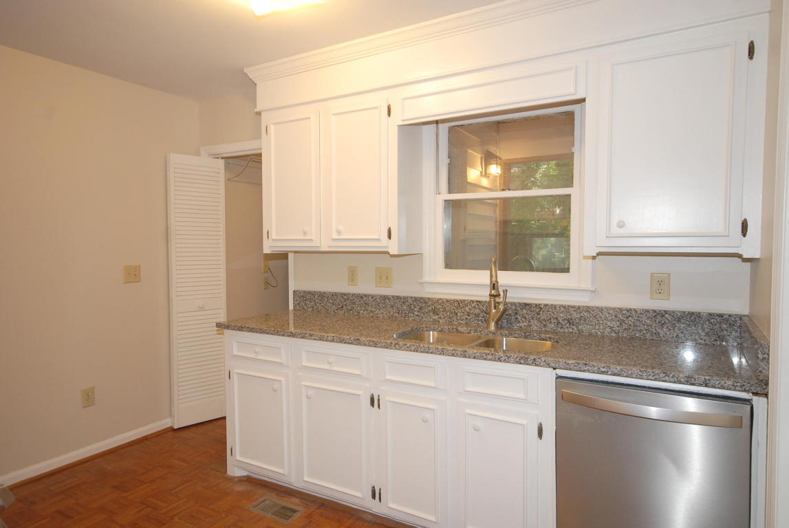 946 Orange Grove Road Charleston, SC 29407 - Photo 8 of 21 ponder kitchen2