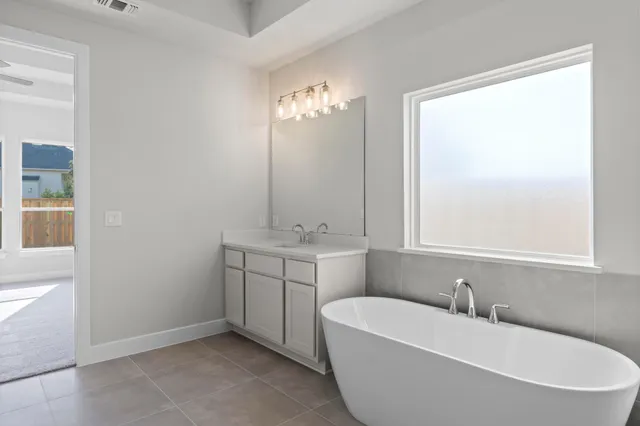 $724,949 | 308 Lightstone Drive, Georgetown, TX 78633