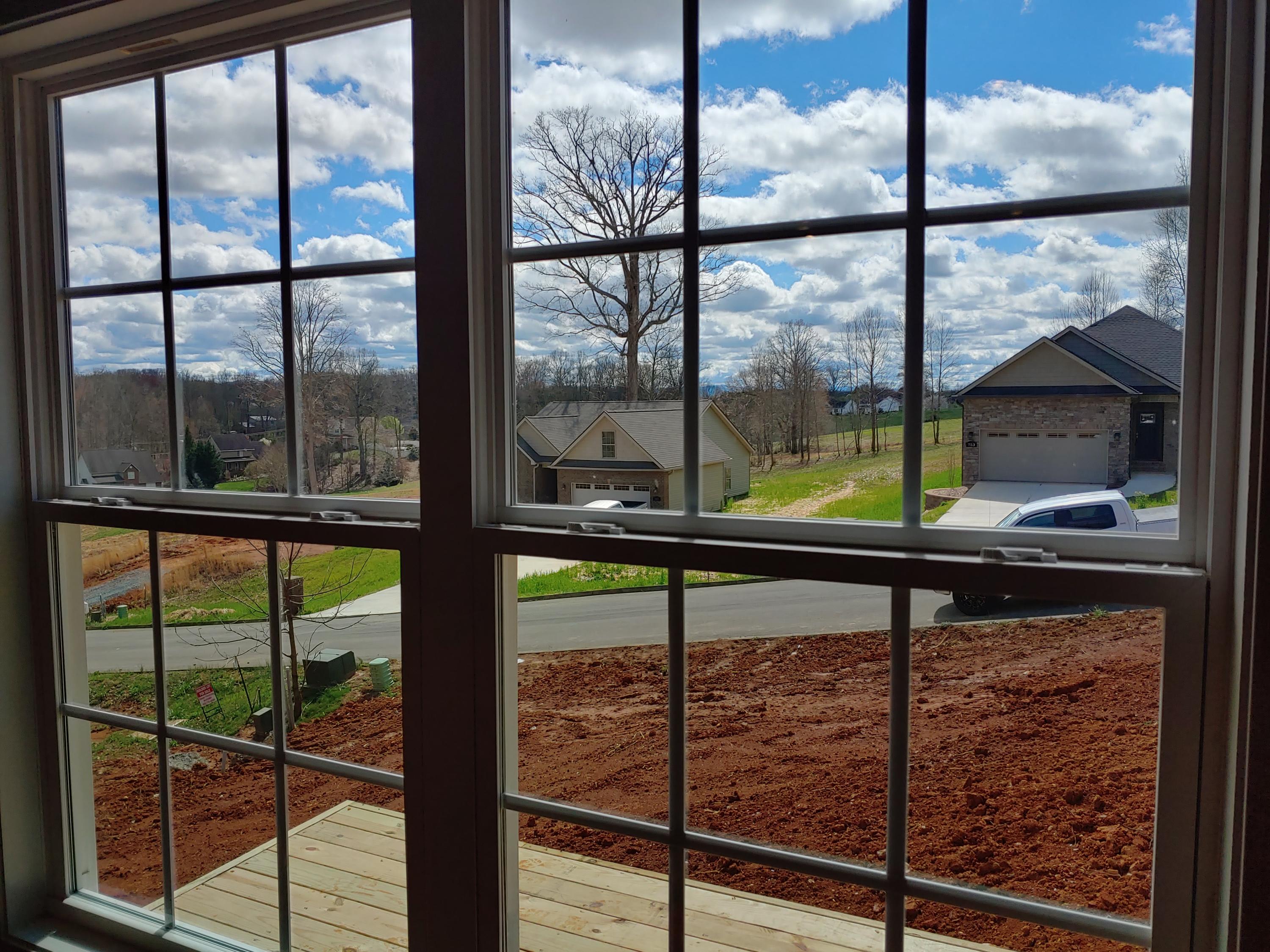 752 Pasture Ridge Road Piney Flats, TN 37686 - Photo 4 of 24 0325201457_HDR