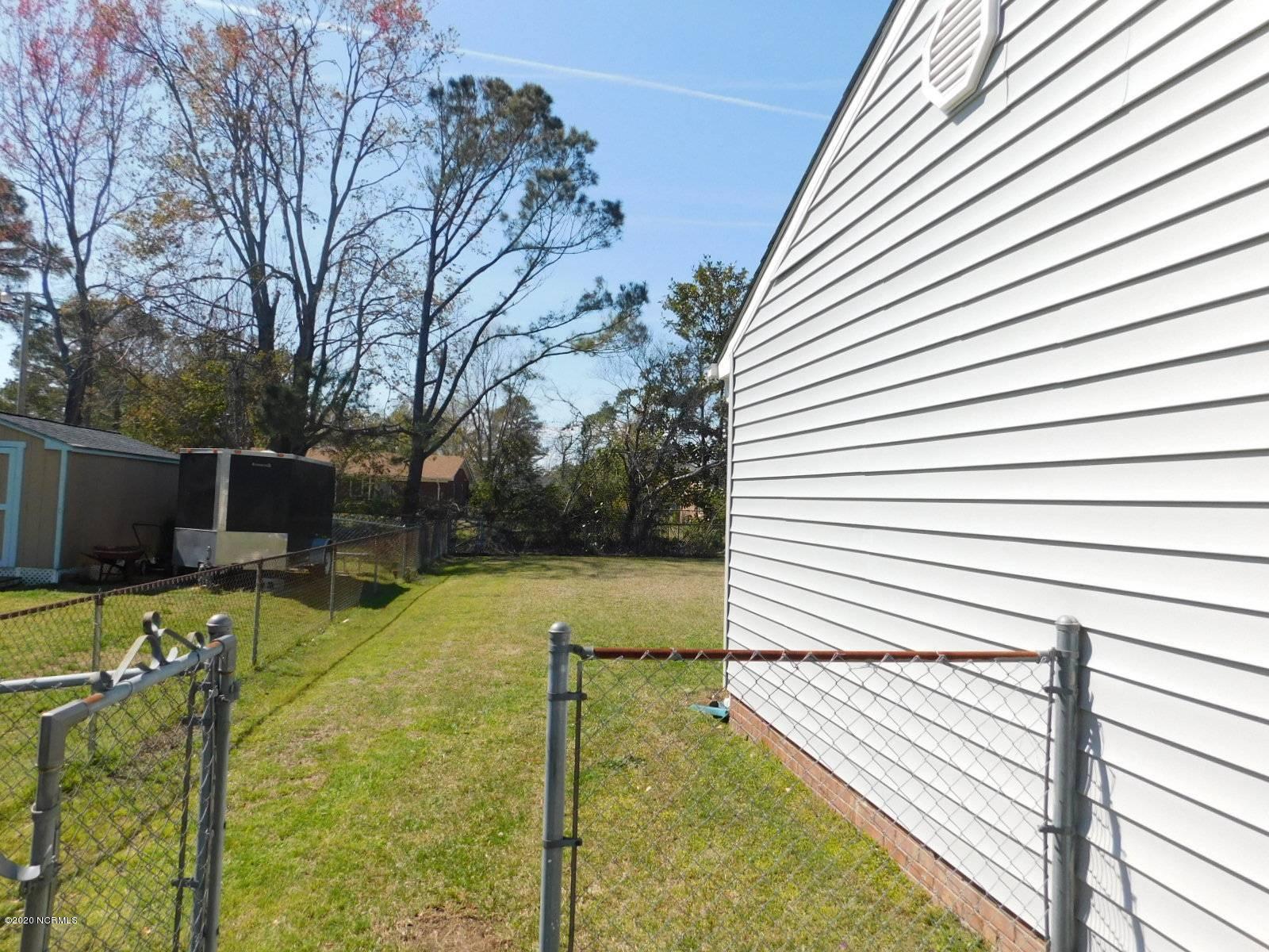 127 Shipman Road Havelock, NC 28532 - Photo 21 of 30 Fenced