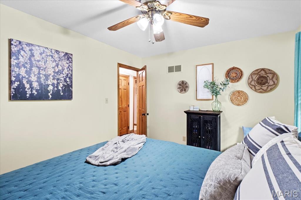 13345 Iberg Road Highland, IL 62249 - Photo 18 of 50 Gallery Image 18