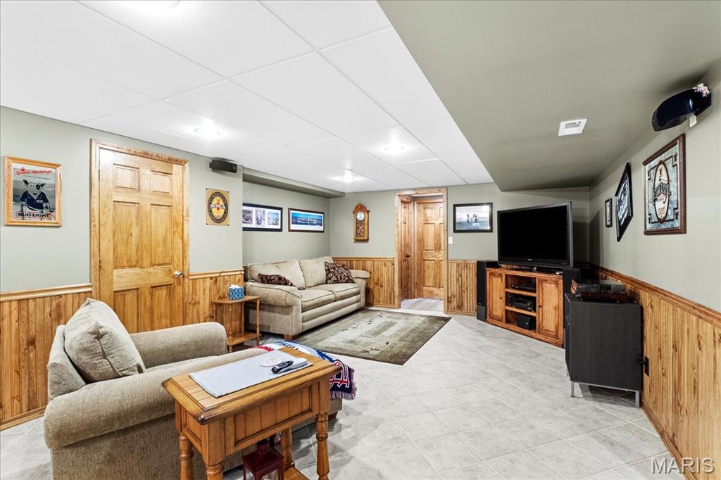 13345 Iberg Road Highland, IL 62249 - Photo 31 of 50 Gallery Image 31