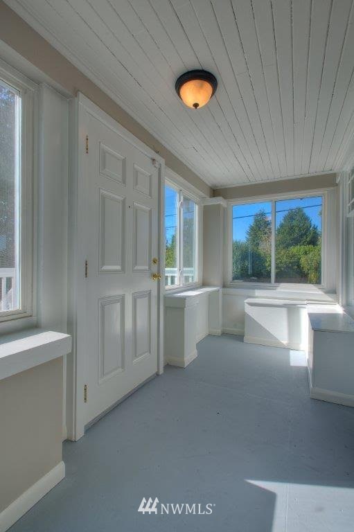 7302 36th Avenue Southwest Seattle, WA 98126 - Photo 2 of 16