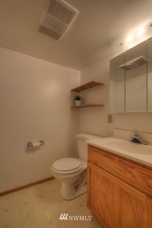 7302 36th Avenue Southwest Seattle, WA 98126 - Photo 12 of 16