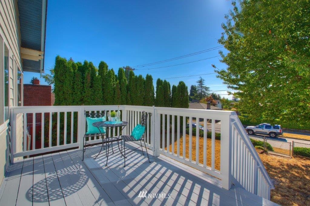 7302 36th Avenue Southwest Seattle, WA 98126 - Photo 13 of 16