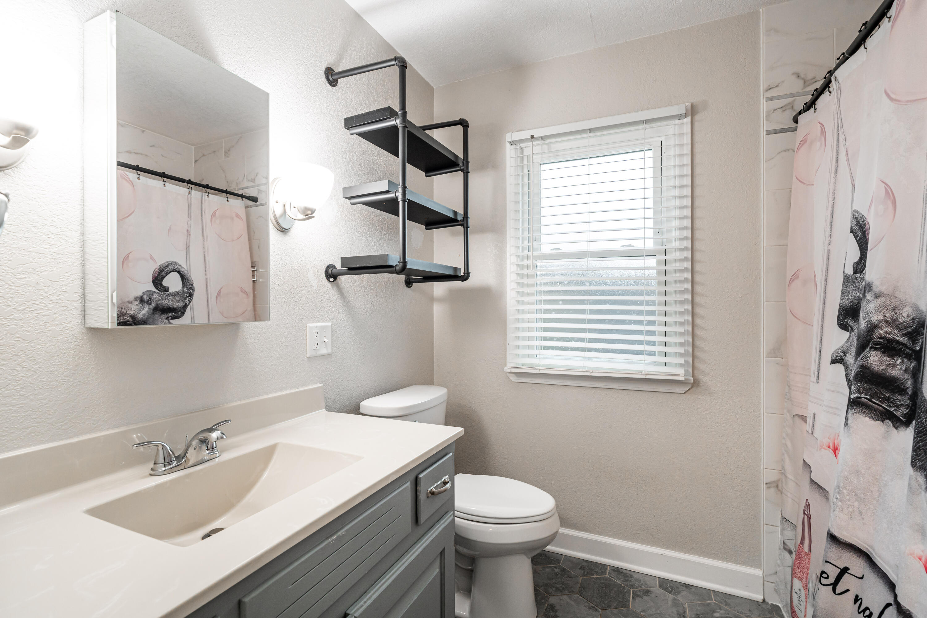 3122 South 46th Street Milwaukee, WI 53219 - Photo 9 of 22 Full Bath