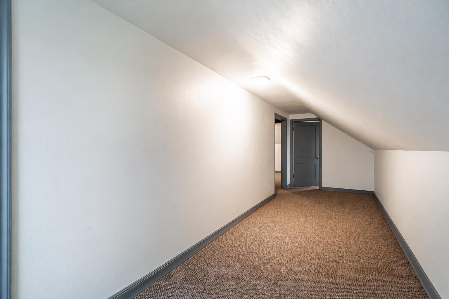 3122 South 46th Street Milwaukee, WI 53219 - Photo 10 of 22 Bonus Space
