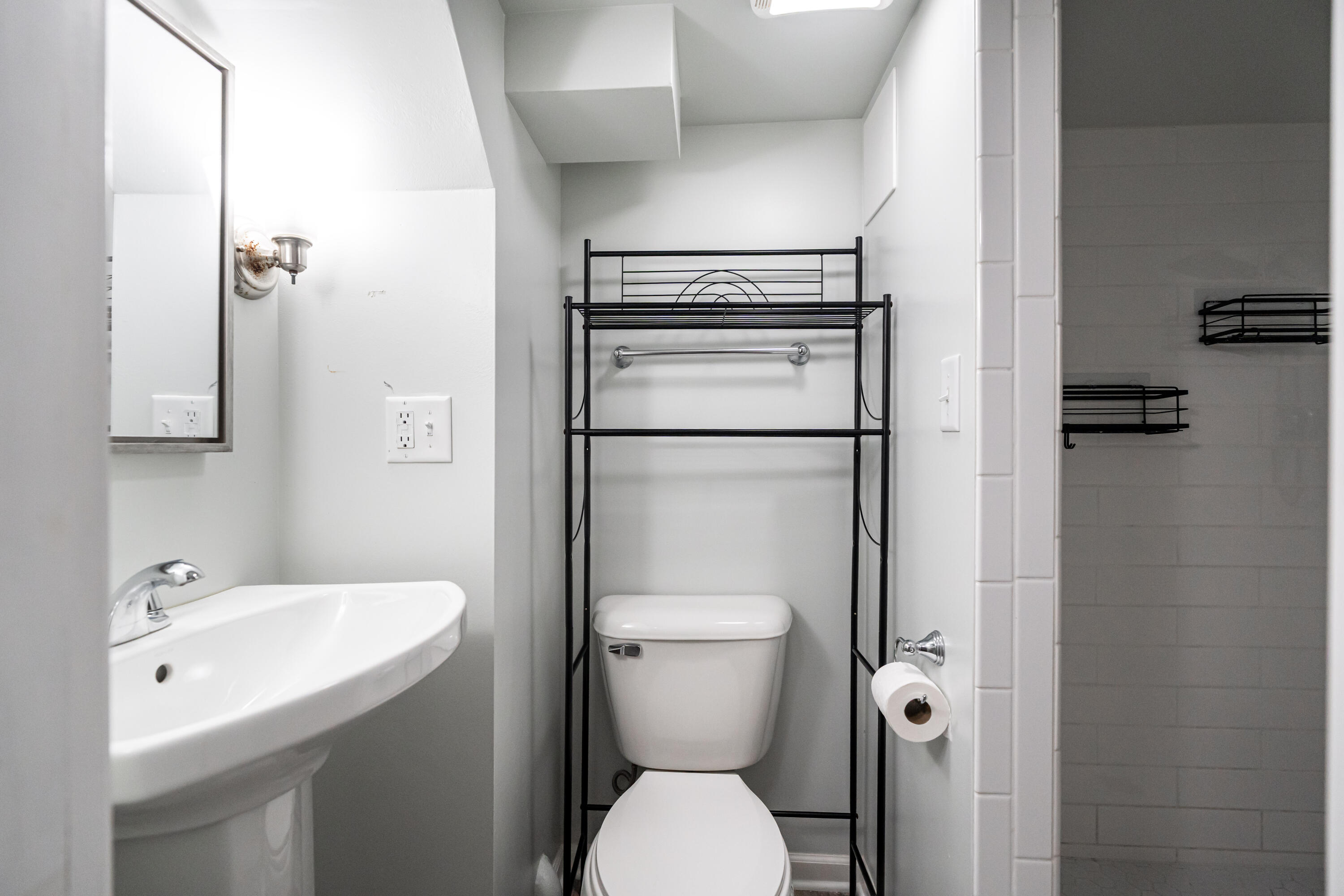 3122 South 46th Street Milwaukee, WI 53219 - Photo 16 of 22 Basement Full Bath