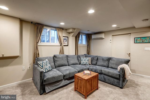 $1,085,000 | 5330 42nd Street Northwest, Washington, DC 20015