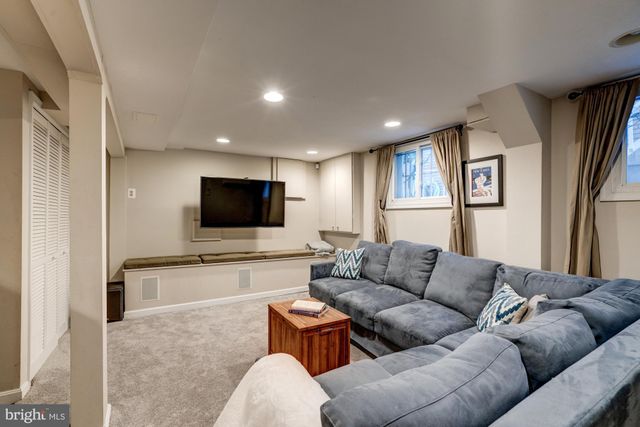 $1,085,000 | 5330 42nd Street Northwest, Washington, DC 20015