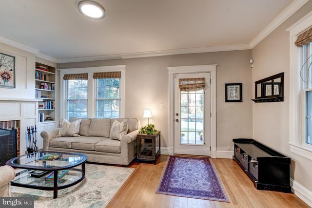 $1,085,000 | 5330 42nd Street Northwest, Washington, DC 20015