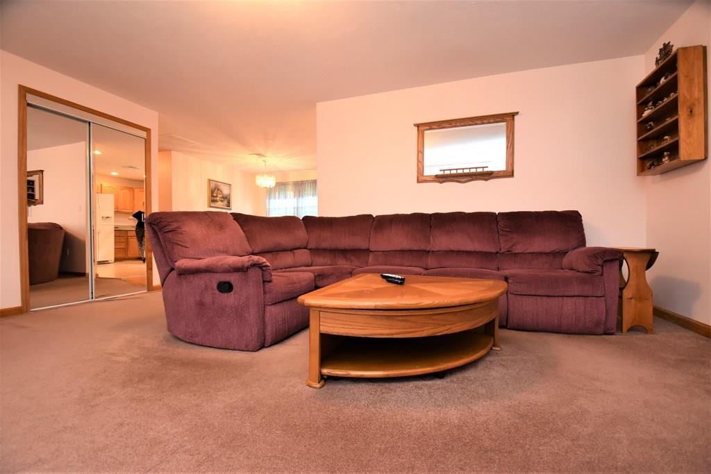 90 Albemarle Road Waltham, MA 02452 - Photo 11 of 25 Gallery Image 11