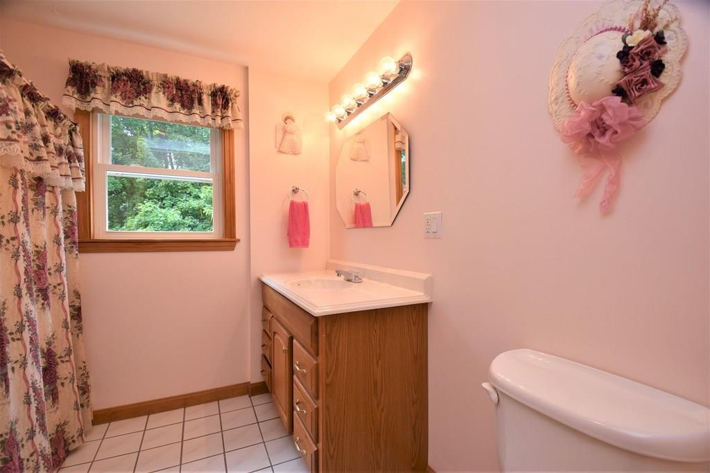 90 Albemarle Road Waltham, MA 02452 - Photo 12 of 25 Gallery Image 12