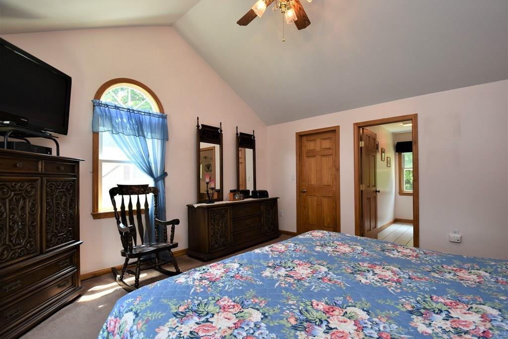 90 Albemarle Road Waltham, MA 02452 - Photo 14 of 25 Gallery Image 14