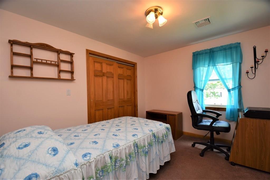 90 Albemarle Road Waltham, MA 02452 - Photo 16 of 25 Gallery Image 16