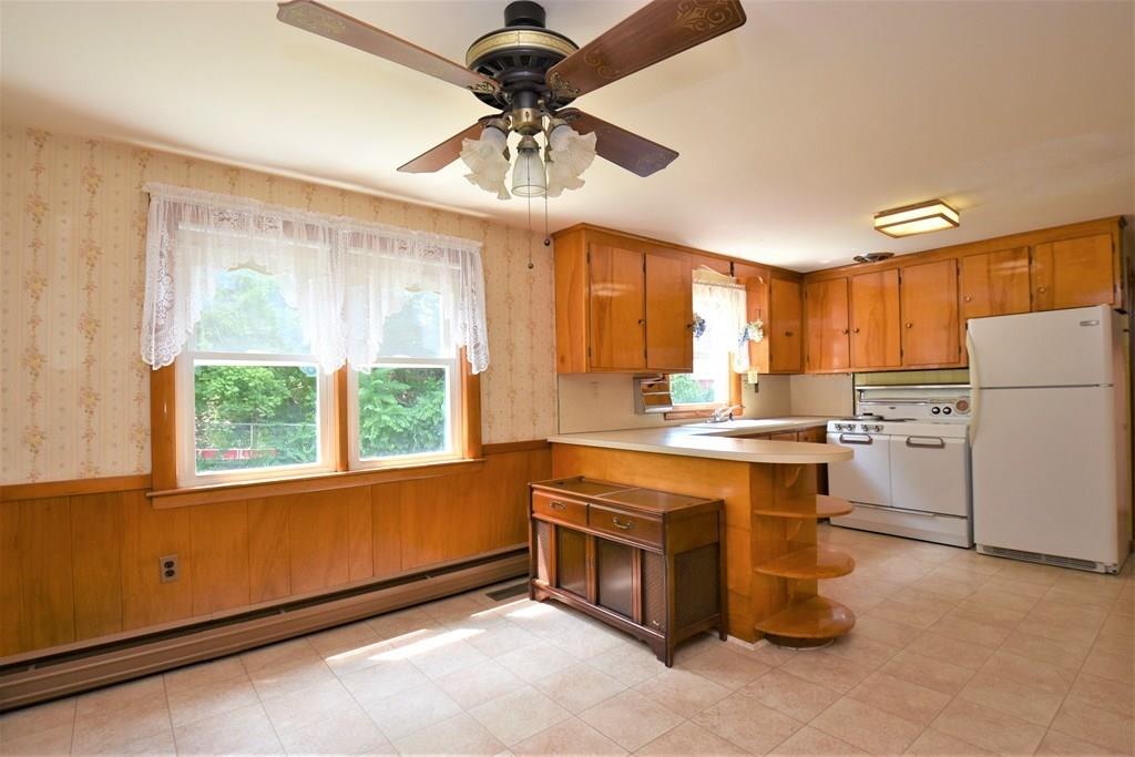90 Albemarle Road Waltham, MA 02452 - Photo 22 of 25 Gallery Image 22