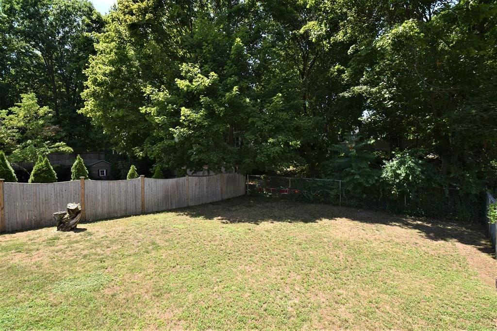 90 Albemarle Road Waltham, MA 02452 - Photo 6 of 25 Gallery Image 6