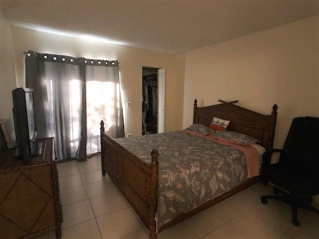 420 Meadows Circle Boynton Beach, FL 33436 - Photo 6 of 12 6-Master bedroom