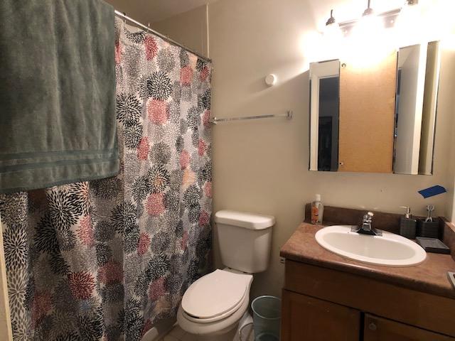 420 Meadows Circle Boynton Beach, FL 33436 - Photo 7 of 12 7-Master bathrom