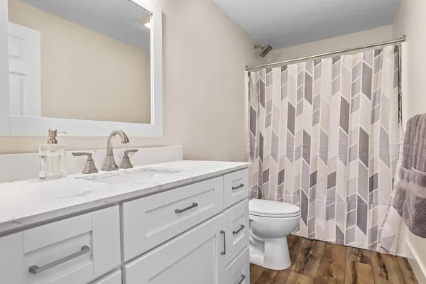 $375,000 | 243 Auseon Court, Hillsdale, MI 49242