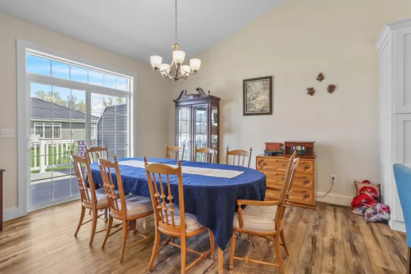 $375,000 | 243 Auseon Court, Hillsdale, MI 49242