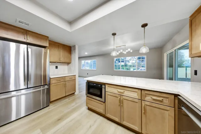 $998,900 | 10784 Flambeau Place, La Mesa, CA 91941