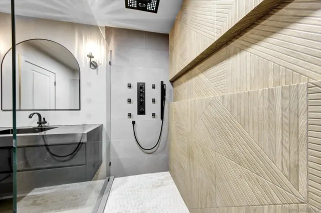 $998,900 | 10784 Flambeau Place, La Mesa, CA 91941