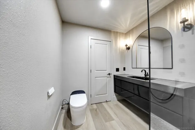 $998,900 | 10784 Flambeau Place, La Mesa, CA 91941