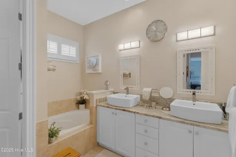 $799,000 | 424 Black Diamond Drive, Wilmington, NC 28411