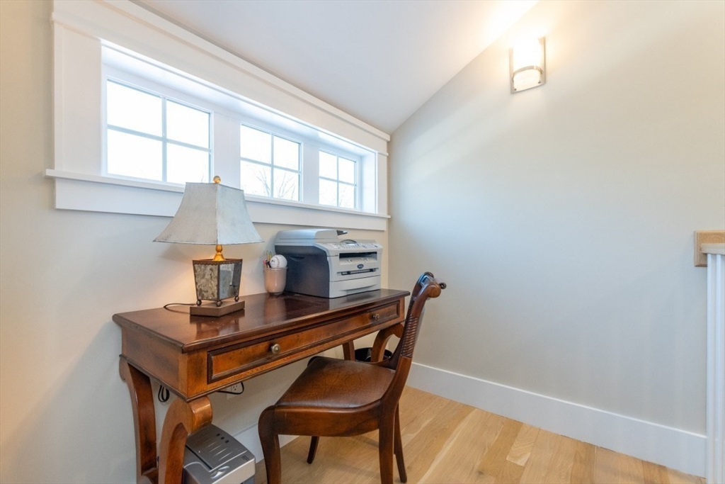 401 Albemarle Road, Unit 2 Newton, MA 02460 - Photo 25 of 40