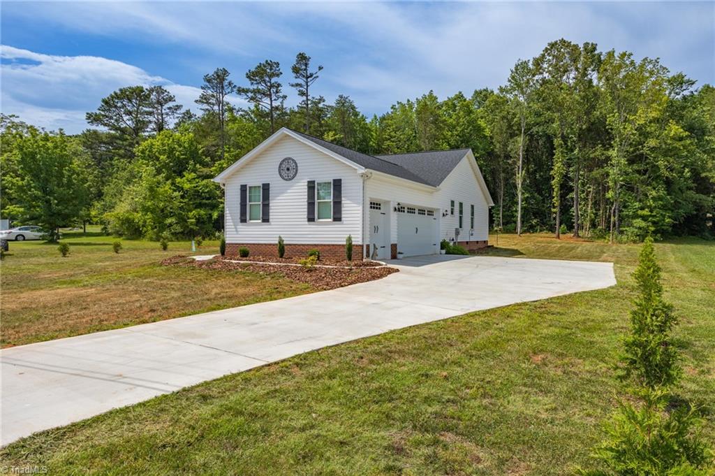 1747 Bethesda Road Lexington, NC 27295 - Photo 4 of 27 Gallery Image 4