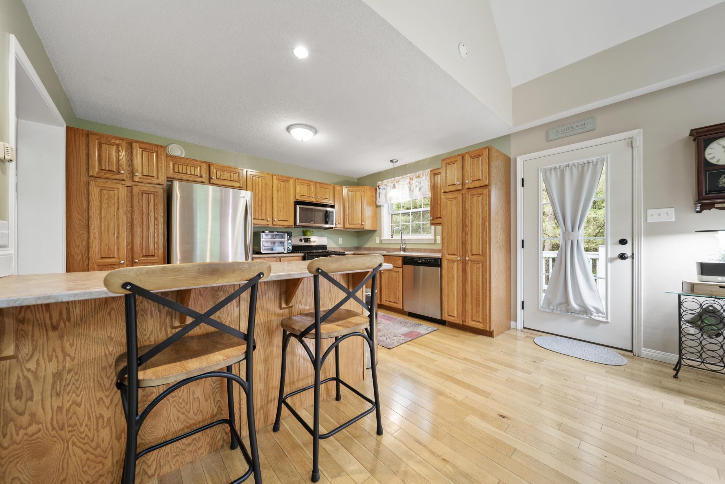 21 Lewis Lane Concord, NH 03301 - Photo 13 of 38