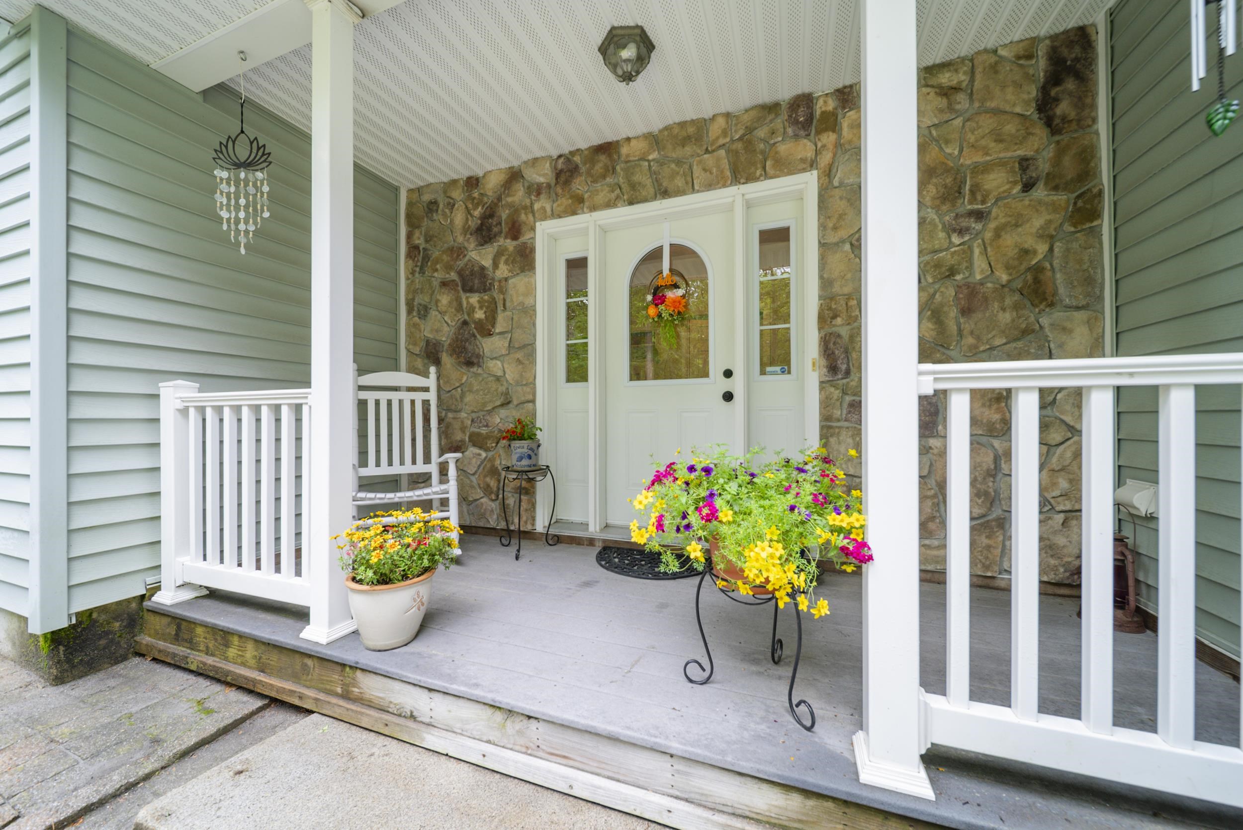 21 Lewis Lane Concord, NH 03301 - Photo 5 of 38